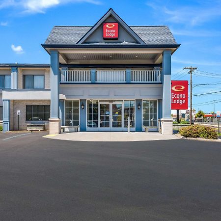 Econo Lodge Quakertown Bagian luar foto