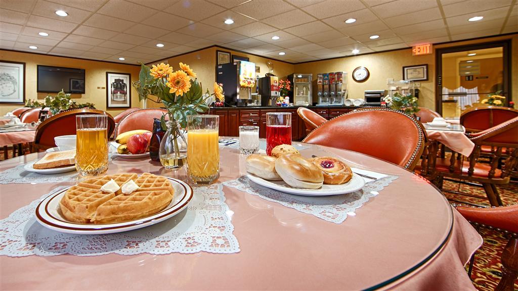 Econo Lodge Quakertown Bagian luar foto