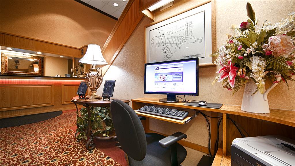 Econo Lodge Quakertown Bagian luar foto