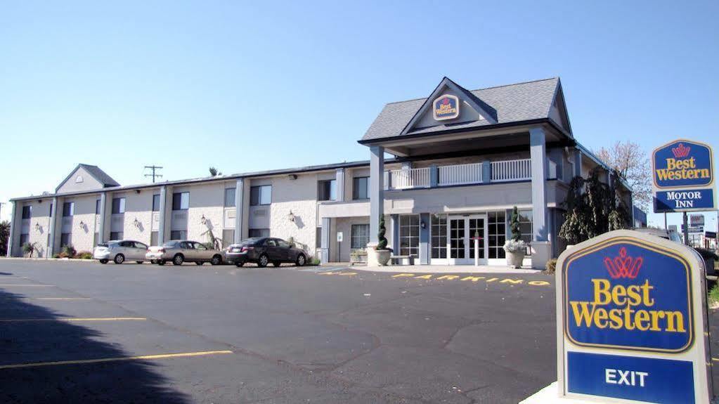 Econo Lodge Quakertown Bagian luar foto